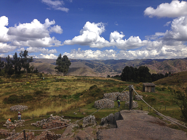 вид от Храма луны Перуанцы