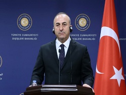 Глава турецкого МИД увидел позитивные сдвиги в отношениях Москвы и Анкары