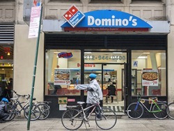 Британец нашел способ постоянно заказывать бесплатную пиццу