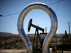 Саудиты заморозят нефтедобычу