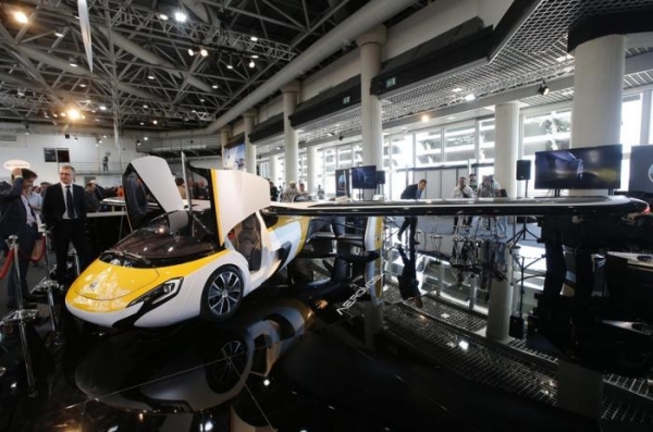 AeroMobil принимает предзаказы на летающий автомобиль стоимостью от 1,2 млн евро