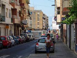 Россияне стали покупать за границей бюджетные квартиры, пансионаты и автозаправки