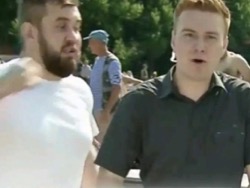 Саша-Колобок, ударивший репортера НТВ, попросил за участие в "Пусть говорят" 500 тысяч